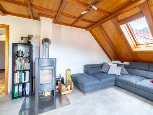 Wohnung zum Kauf 295.000 € 4 Zimmer 102 m² Dachgeschoss, 2. Geschoss frei ab 01.12.2025 Haslach im Kinzigtal 77716