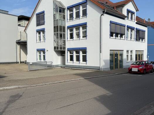 Wohnung zur Miete - Erstbezug 1.330 € 4 Zimmer 120 m² Geschoss 1/3 frei ab 01.01.2027 Eisenbahnstraße Endingen Endingen 79346
