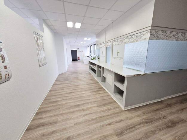 Bürofläche zur Miete 6,87 € 5 Zimmer 170 m² Bürofläche Innenstadt Minden 32425