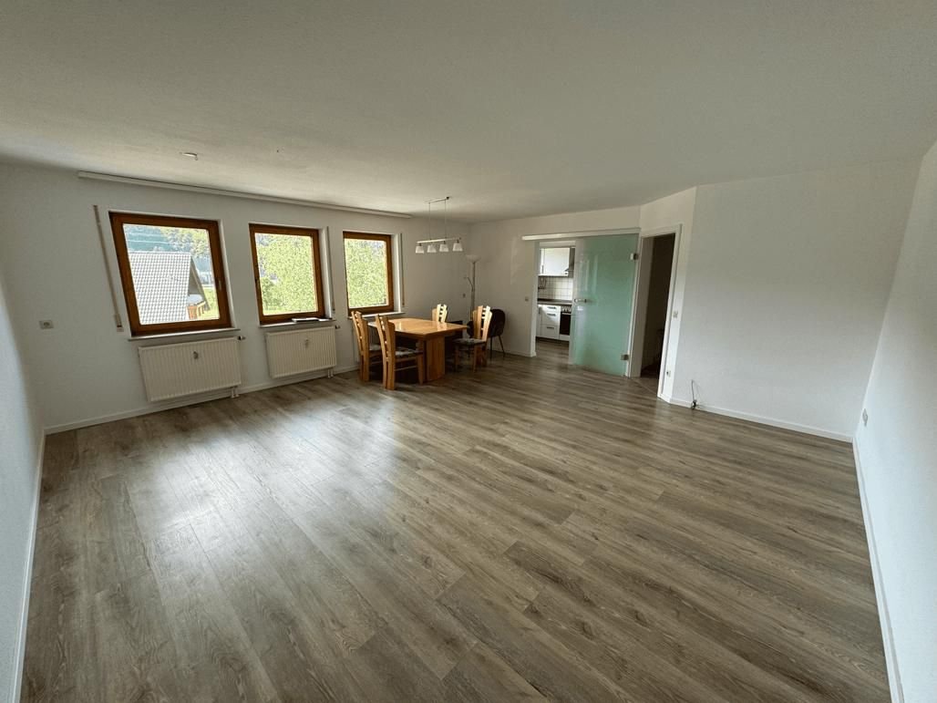 Wohnung zum Kauf 190.000 € 2 Zimmer 69 m²<br/>Wohnfläche 1.<br/>Geschoss Meßkirch Meßkirch 88605