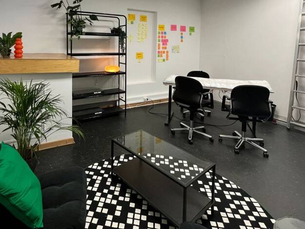 Bürofläche zur Miete provisionsfrei 2.299 € 36 m² Bürofläche Huhnsgasse Altstadt-Süd Köln 50676