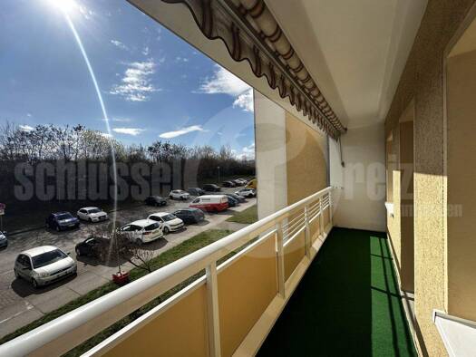 Wohnung zum Kauf 134.500 € 3 Zimmer 77 m² 1. Geschoss Gorbitz-Nord/Neu-Omsewitz Dresden 01169