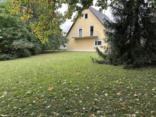 Einfamilienhaus zum Kauf 575.000 € 9 Zimmer 143 m² 1.033 m² Grundstück Königsbrunn 86343