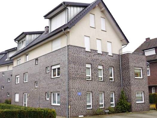 Mehrfamilienhaus zum Kauf als Kapitalanlage geeignet 16 Zimmer 981,1 m² 1.088 m² Grundstück Gronau 48599