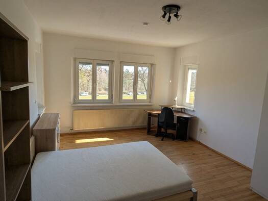 WG-Zimmer zur Miete 288 € 22 m² Geschoss 1/2 frei ab sofort Glocke Bayreuth 95447