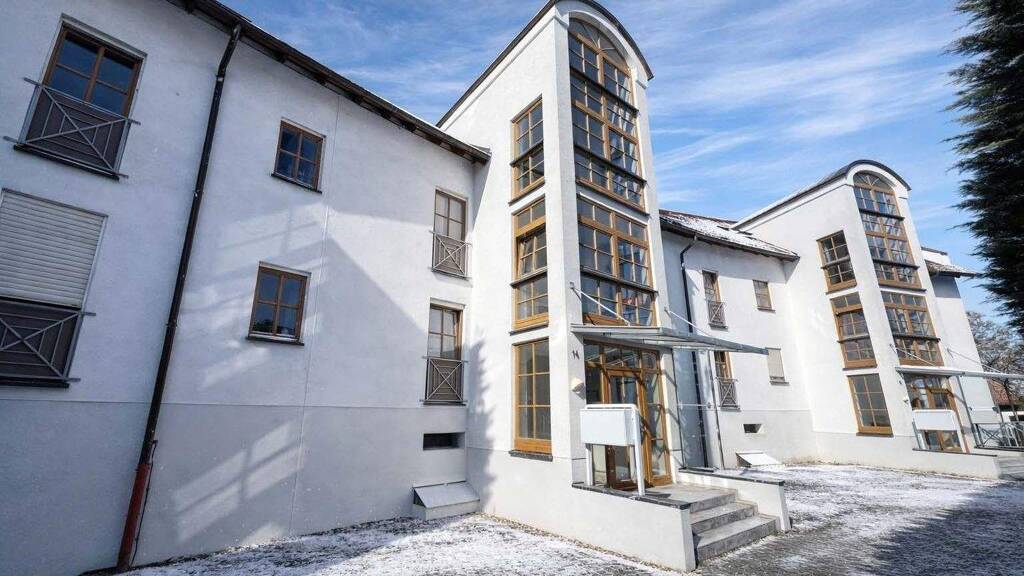 Wohnung zum Kauf 157.500 € 2 Zimmer 62,3 m² 2. Geschoss Pennrich Dresden / Gompitz 01156