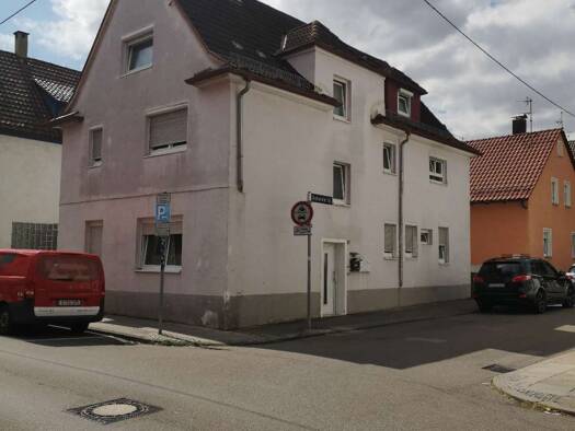 Wohnung zur Miete 1.100 € 3,5 Zimmer 90 m² 1 Geschosse frei ab sofort Elsässer Straße 18 Zuffenhausen Stuttgart 70435