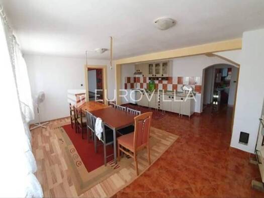 Haus zur Miete 3.750 € 7 Zimmer 318 m² Galizana Vodnjan