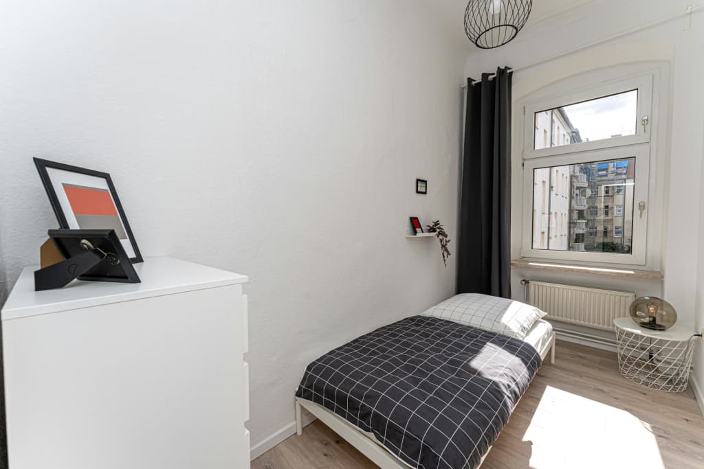 Wohnung zur Miete Wohnen auf Zeit 580 € 1 Zimmer 6 m²<br/>Wohnfläche 01.01.2025<br/>Verfügbarkeit Wattstraße Gesundbrunnen Berlin 13629