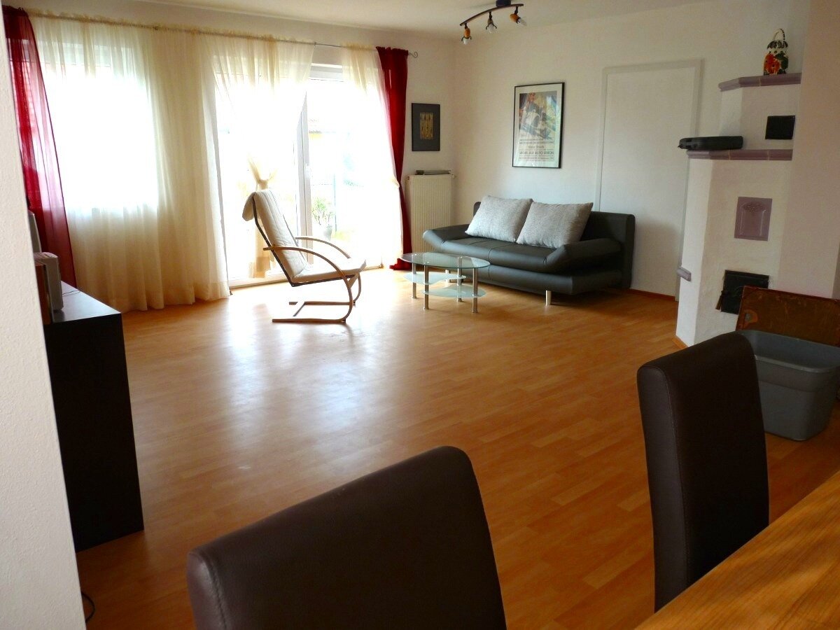 Einfamilienhaus zum Kauf 315.000 € 8 Zimmer 202 m²<br/>Wohnfläche 435 m²<br/>Grundstück Großlellenfeld Arberg 91722