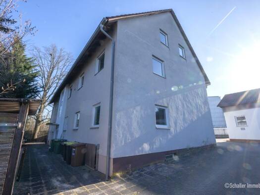 Mehrfamilienhaus zum Kauf als Kapitalanlage geeignet 1.080.000 € 18 Zimmer 545 m² 930 m² Grundstück Altenberg Oberasbach 90522
