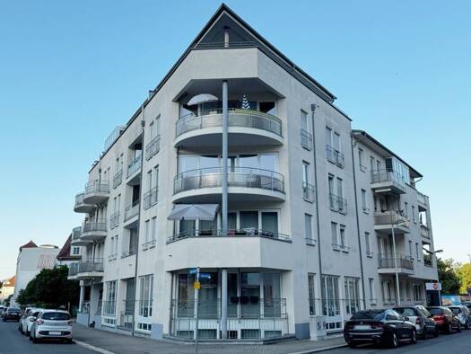 Wohnung zur Miete 700 € 3 Zimmer 95 m² 2. Geschoss frei ab 01.09.2026 Beethovenstraße 27 Debschwitz Gera 07548