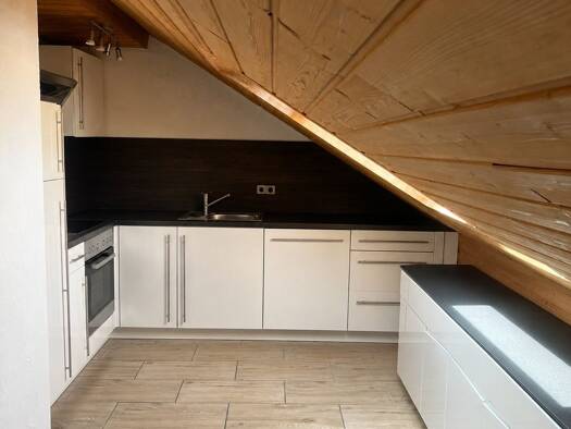 Wohnung zur Miete 650 € 2 Zimmer 80 m² Geschoss 3/3 frei ab 01.10.2026 Vöhringen Vöhringen 89269