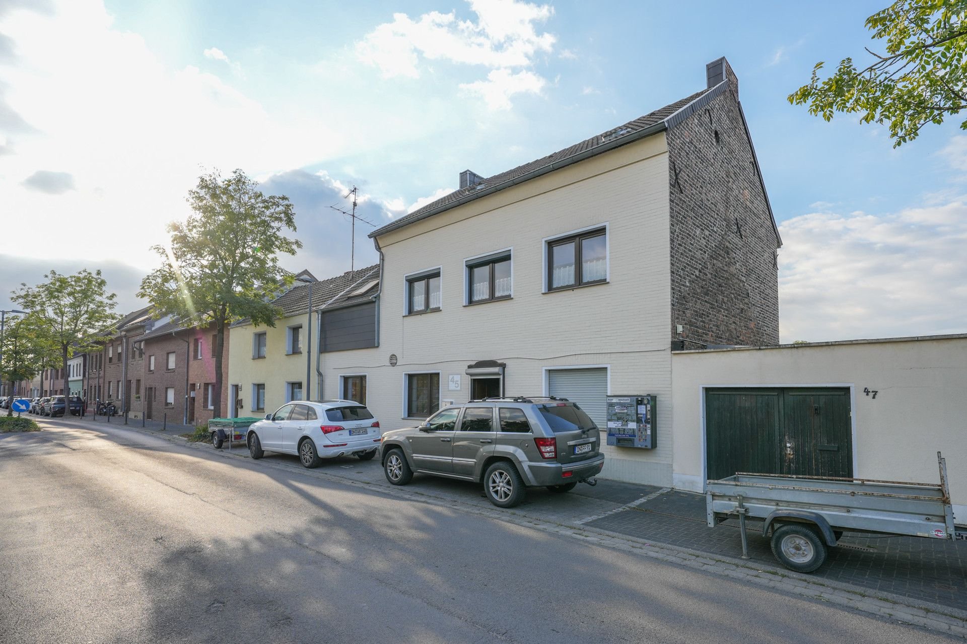 Reihenmittelhaus zum Kauf 269.000 € 6 Zimmer 221 m²<br/>Wohnfläche 780 m²<br/>Grundstück Oberzier Niederzier / Oberzier 52382