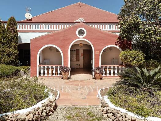 Mehrfamilienhaus zum Kauf provisionsfrei als Kapitalanlage geeignet 6.500.000 € 1.351 m² 100.000 m² Grundstück Mahón 07700