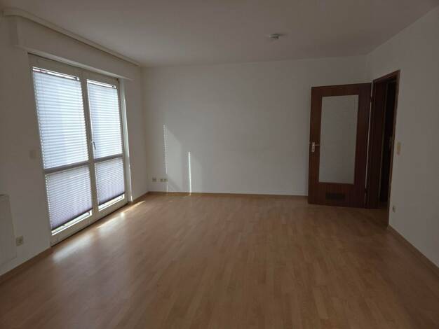 Wohnung zur Miete 390 € 1 Zimmer 32 m² Geschoss EG/3 frei ab sofort Eigenes Heim Fürth 90766