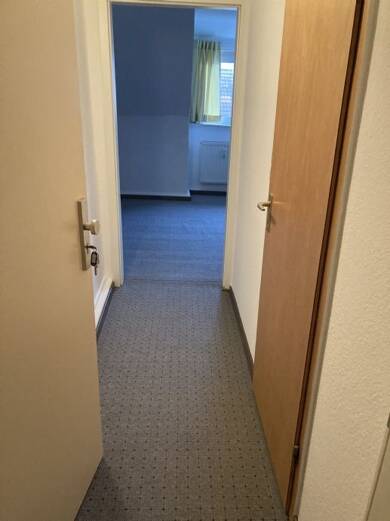 Wohnung zur Miete 205 € 1 Zimmer 31 m² Dachgeschoss, 2. Geschoss frei ab sofort Soest Soest 59494