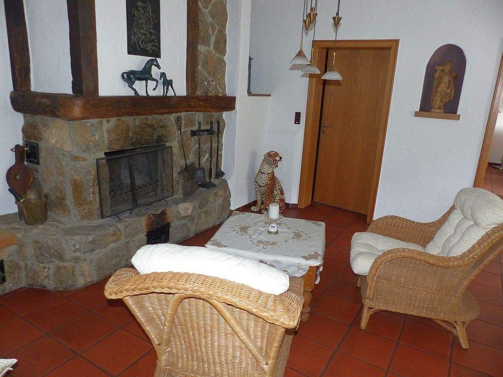 Immobilie in Finnentrop - EFH mit Einliegerwohnung - Bild 2