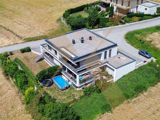 Haus zur Miete 2.095 € 500 m² Grundstück Leonding 4060