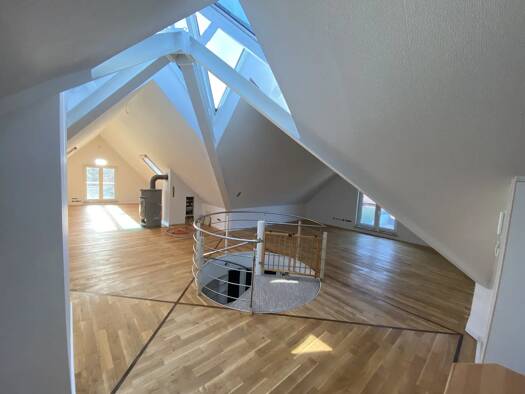 Wohnung zur Miete 980 € 3 Zimmer 120 m² Geschoss 1/2 frei ab sofort Hauptstraße 29 Wettmar Burgwedel 30938