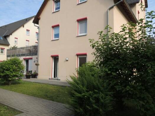 Terrassenwohnung zur Miete 475 € 3 Zimmer 80 m² 2. Geschoss Bahnhofstr. 21c Pöhl 08543