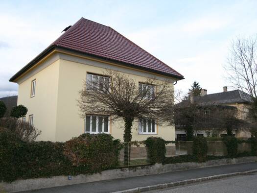 Haus zum Kauf 835.000 € 560 m² Grundstück Lind Villach 9500