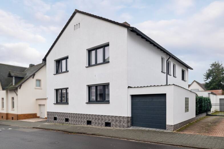 Mehrfamilienhaus zum Kauf 990.000 € 10 Zimmer 242 m² 451 m² Grundstück Friedrichsdorf Friedrichsdorf 61381