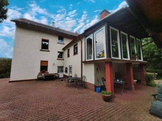 Einfamilienhaus zum Kauf 379.000 € 8 Zimmer 300 m² 916 m² Grundstück Deilinghofen Hemer / Deilinghofen 58675