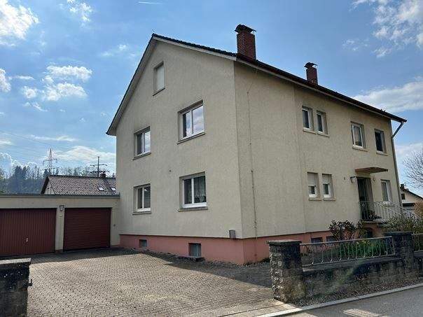 Immobilie in Maulburg - Dreifamilienhaus mit Doppelgarage in ruhiger Wohnlage - Bild 2