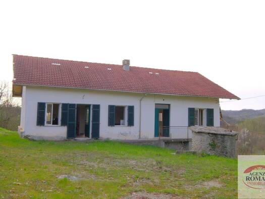 Einfamilienhaus zum Kauf 80.000 € 2 Zimmer 164 m² 300 m² Grundstück frei ab sofort Pareto 15010