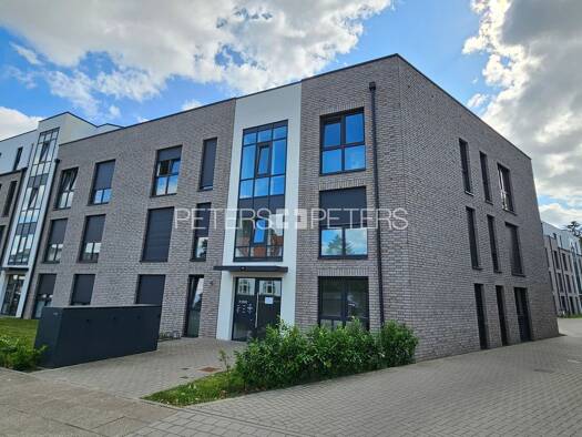 Wohnung zur Miete 849 € 2 Zimmer 62,7 m² 3. Geschoss Segeberger Straße 38 Gadeland Neumünster 24539