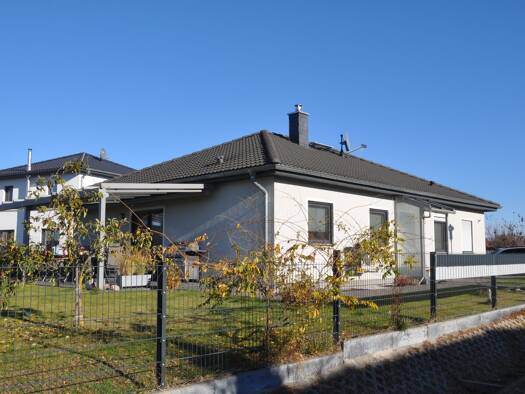 Einfamilienhaus zum Kauf 425.000 € 4 Zimmer 114 m² 747 m² Grundstück Eberswalde 16225