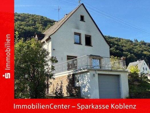 Einfamilienhaus zum Kauf 195.000 € 5 Zimmer 135 m² 735 m² Grundstück frei ab 01.12.2025 Brodenbach 56332