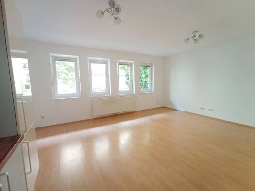 Studio zur Miete 633 € 1 Zimmer 33 m² 1. Geschoss Wien 1110