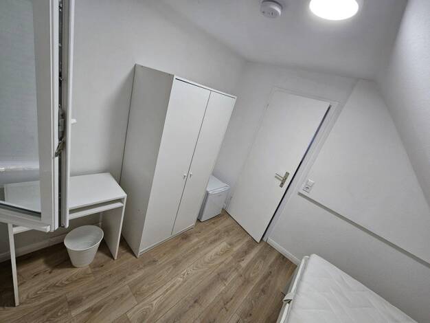 WG-Zimmer zur Miete auf Zeit 420 € 10 m² 1. Geschoss frei ab sofort Hagenbach Bad Friedrichshall 74177