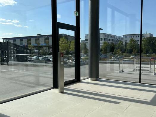 Verkaufsfläche zur Miete 56 m² Verkaufsfläche Edlmairstr. 1 Deggendorf 94469