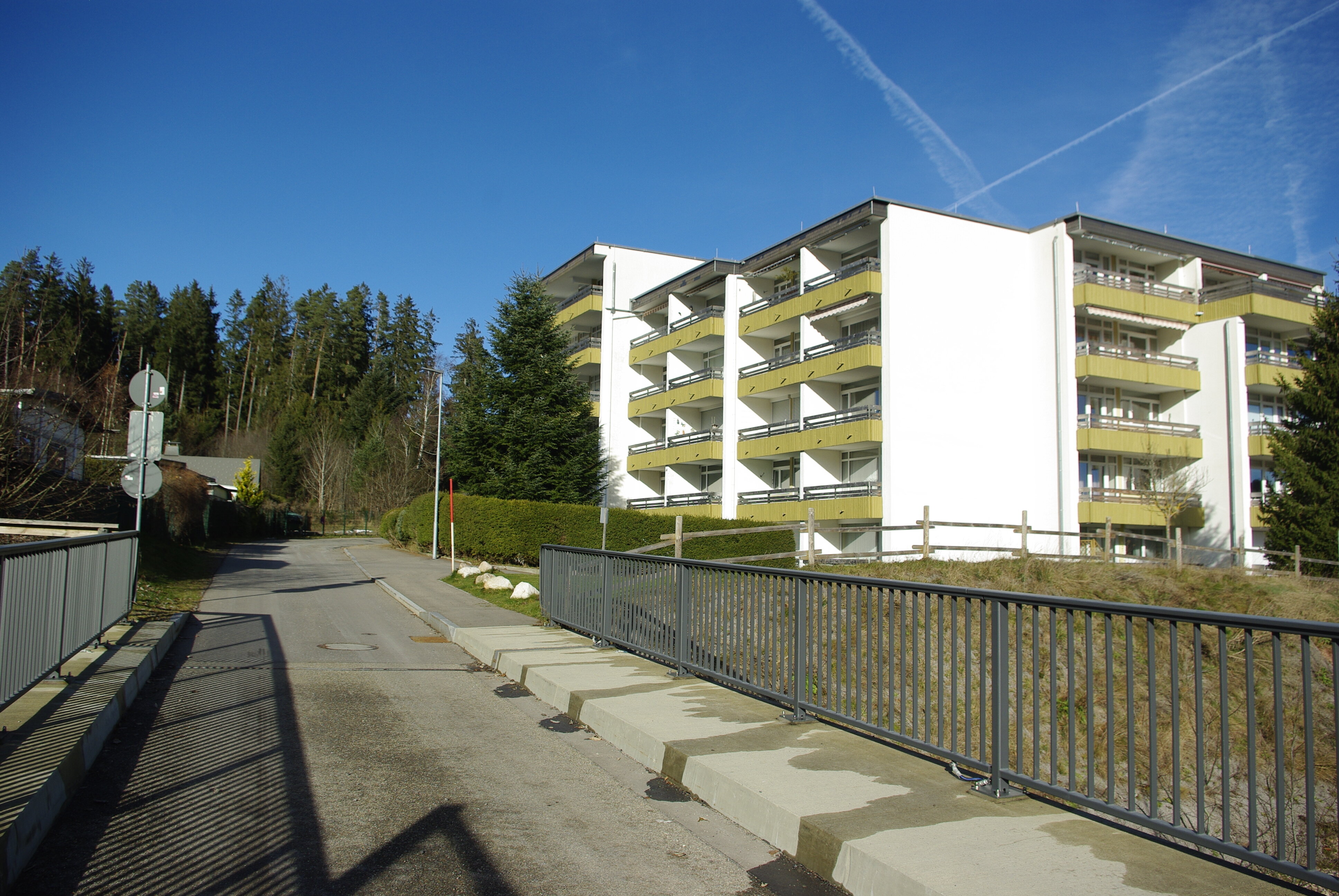 Wohnung zur Miete 625 € 2,5 Zimmer 77 m²<br/>Wohnfläche EG<br/>Geschoss 01.02.2025<br/>Verfügbarkeit Im Wolfsgrund 27 Schluchsee Schluchsee 79859