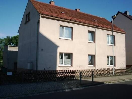 Einfamilienhaus zum Kauf 114.000 € 5 Zimmer 130 m² 793 m² Grundstück frei ab sofort Mügelner Str. 5 Ostrau Ostrau 04749