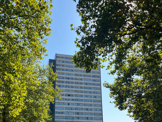 Wohnung zum Kauf 199.750 € 1 Zimmer 38 m² 8. Geschoss Eimsbüttel Eimsbüttel 20259