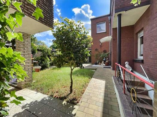 Mehrfamilienhaus zum Kauf 439.000 € 11 Zimmer 230 m² 293 m² Grundstück frei ab 01.02.2026 Büderich Wesel 46487