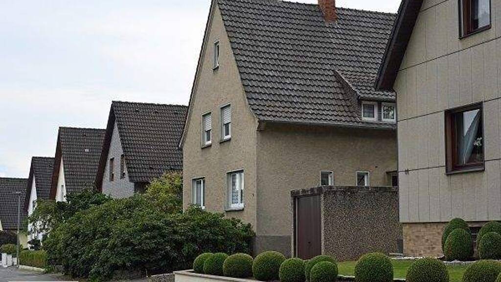 Einfamilienhaus zum Kauf 100.000 € 5 Zimmer 141 m² 403 m² Grundstück Oberaula 36280