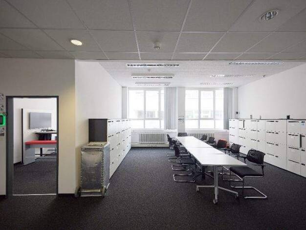 Bürofläche zur Miete provisionsfrei 8.151 € 741 m² Bürofläche Hedelfinger Straße Wangen Stuttgart 70327