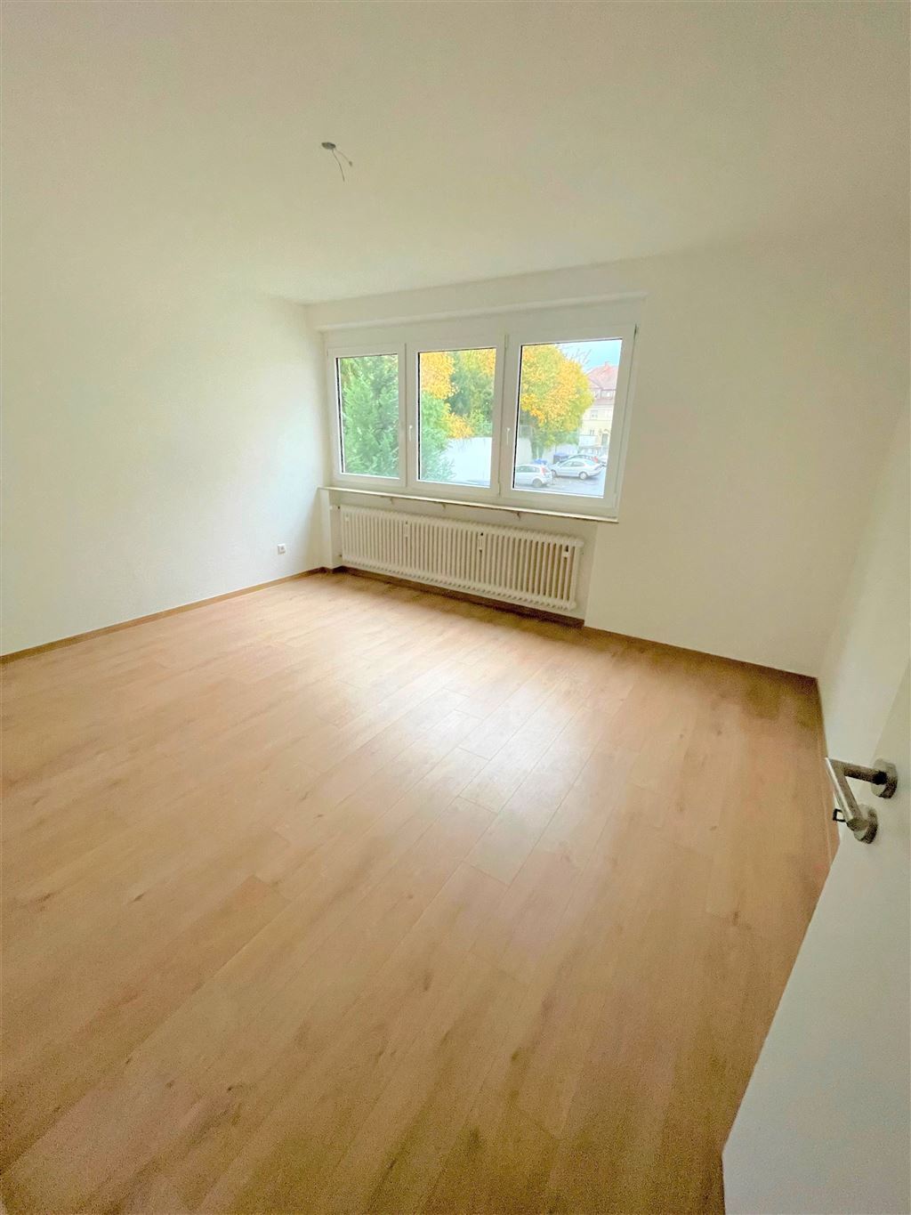 Wohnung zur Miete 1.000 € 4 Zimmer 100,5 m²<br/>Wohnfläche 01.03.2025<br/>Verfügbarkeit Waldeck - Schule 31 Singen (Hohentwiel) 78224