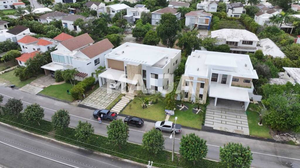 Einfamilienhaus zum Kauf 914.500 € 6 Zimmer 416 m² 2.000 m² Grundstück Punta Cana Village House Punta Cana 23000