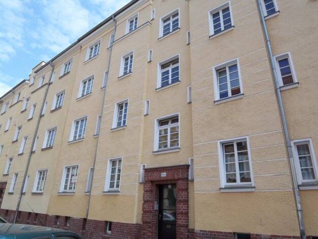 Wohnung zur Miete 608 € 2 Zimmer 53,5 m² 3. Geschoss frei ab 01.10.2026 Zwenkauer Straße 23a Connewitz Leipzig 04277