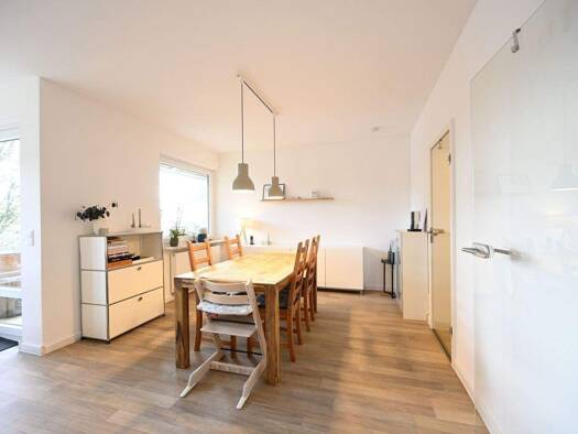 Wohnung zur Miete 1.080 € 3 Zimmer 95 m² 1. Geschoss Rheinstr. Kettwig Essen 45219
