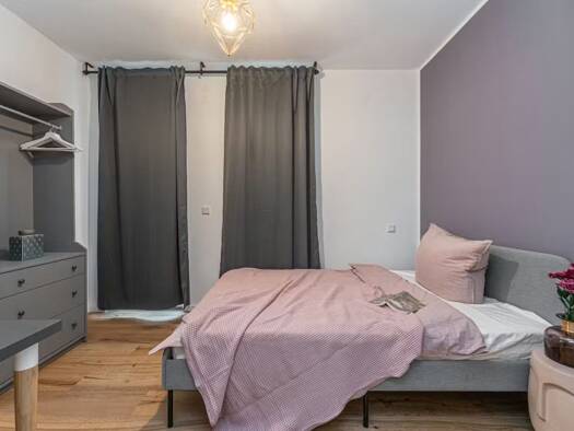 WG-Zimmer zur Miete 690 € 9 m² Geschoss 1/1 frei ab 01.08.2026 Cunostraße 44 Schmargendorf Berlin 14193