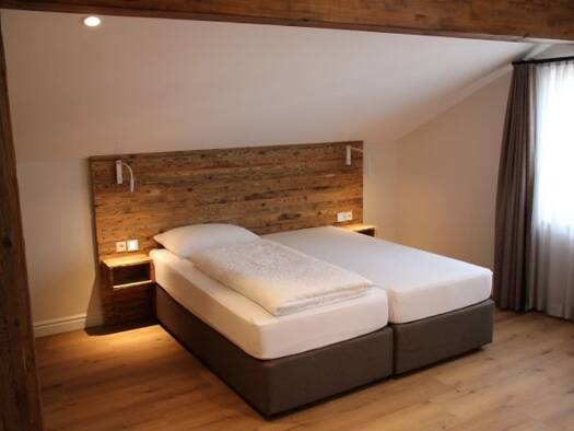 Studio zur Miete Wohnen auf Zeit 965 € 1 Zimmer 40,6 m² Stadtplatz 4 Vilsbiburg Vilsbiburg 84137