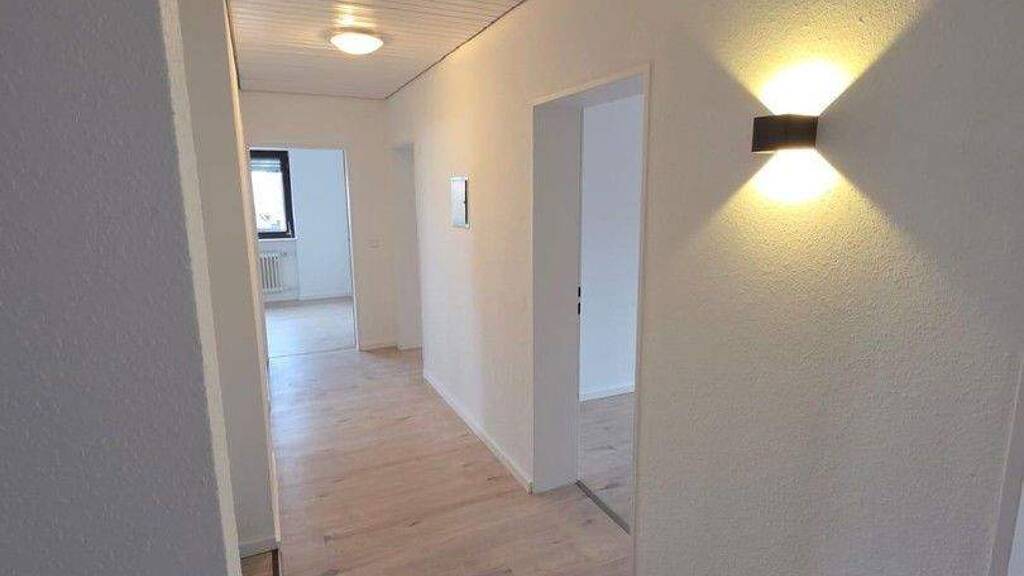 Wohnung zur Miete 1.200 € 4 Zimmer 102 m² 1. Geschoss Hölzerner Strasse 23 Eberstadt 74246