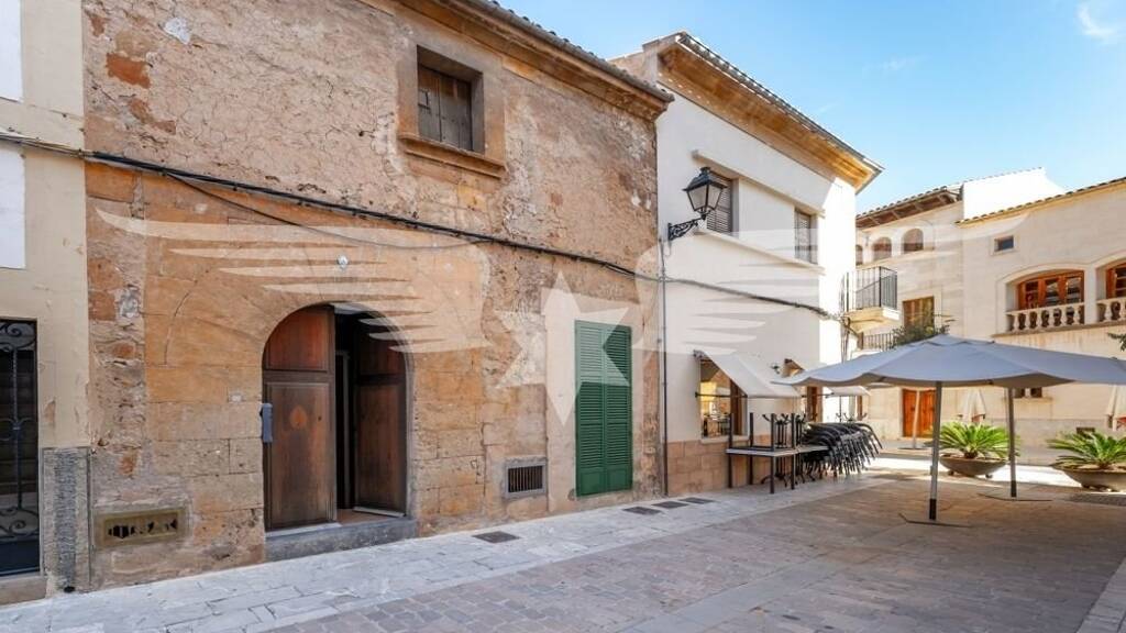 Stadthaus zum Kauf provisionsfrei 1.100.000 € 13 Zimmer 507 m² 316 m² Grundstück Campos 07630